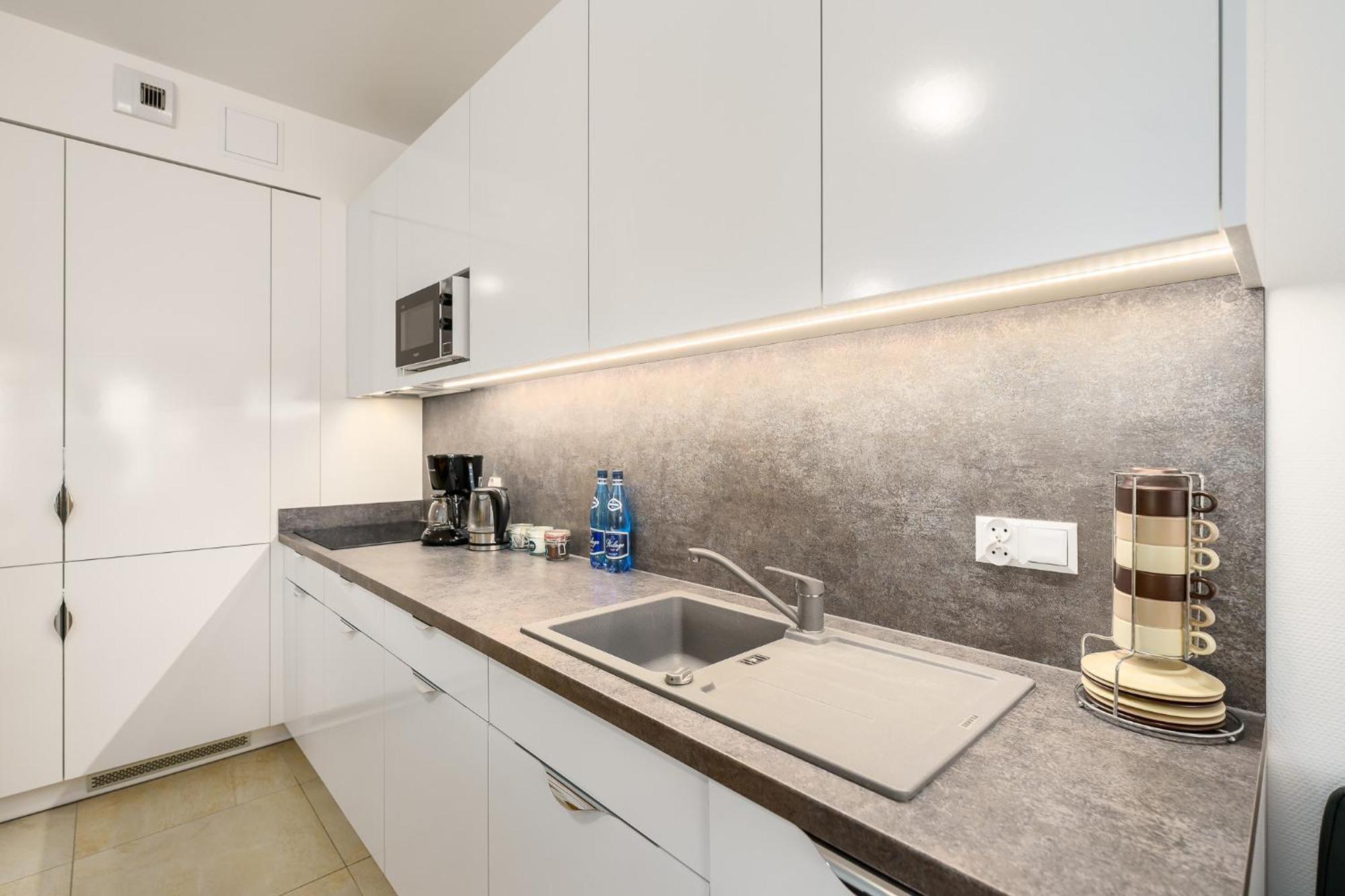 Aquamarina Prima Seaside By The By Renters Apartment