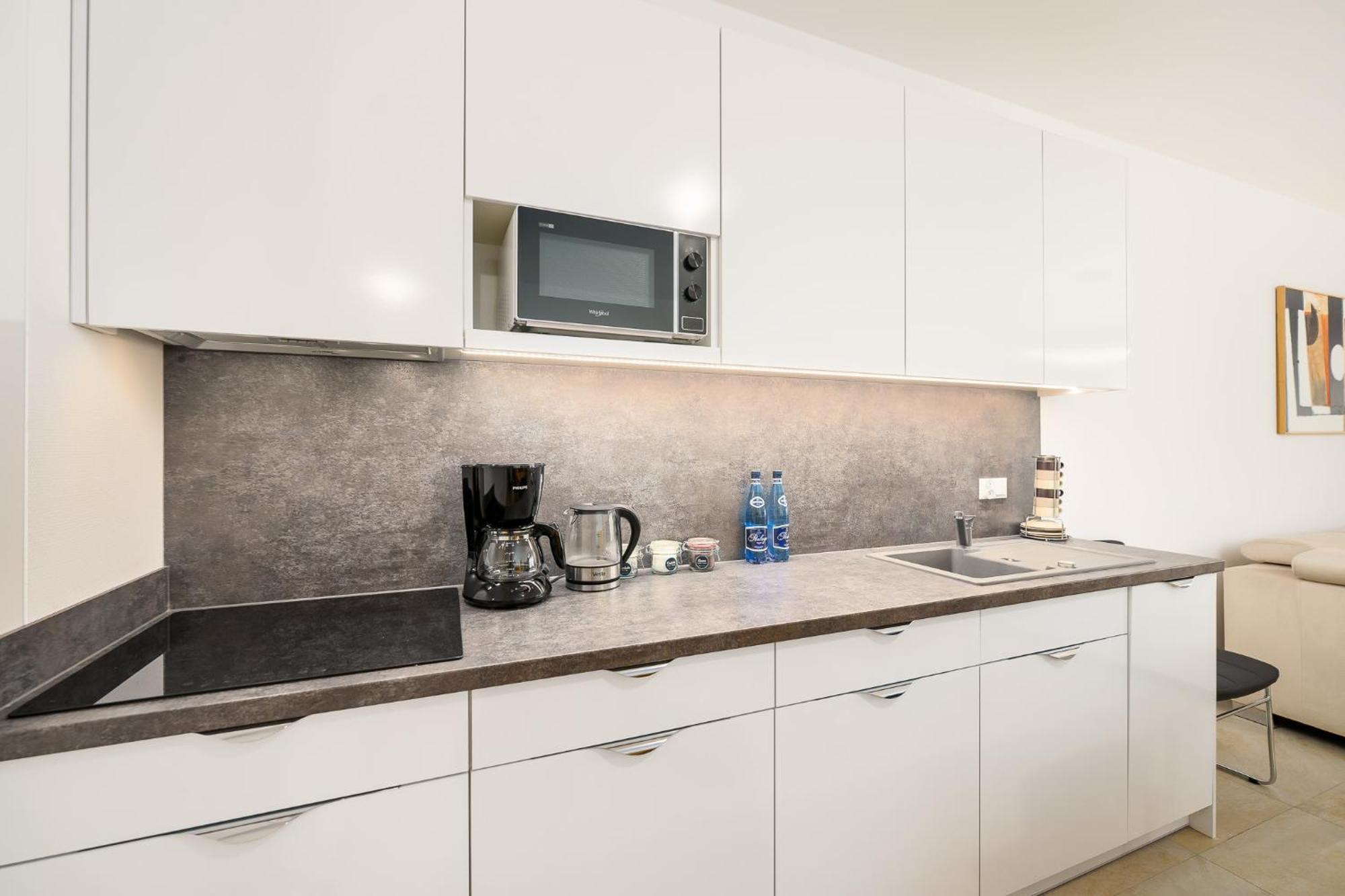 Apartment Aquamarina Prima Seaside By The By Renters *