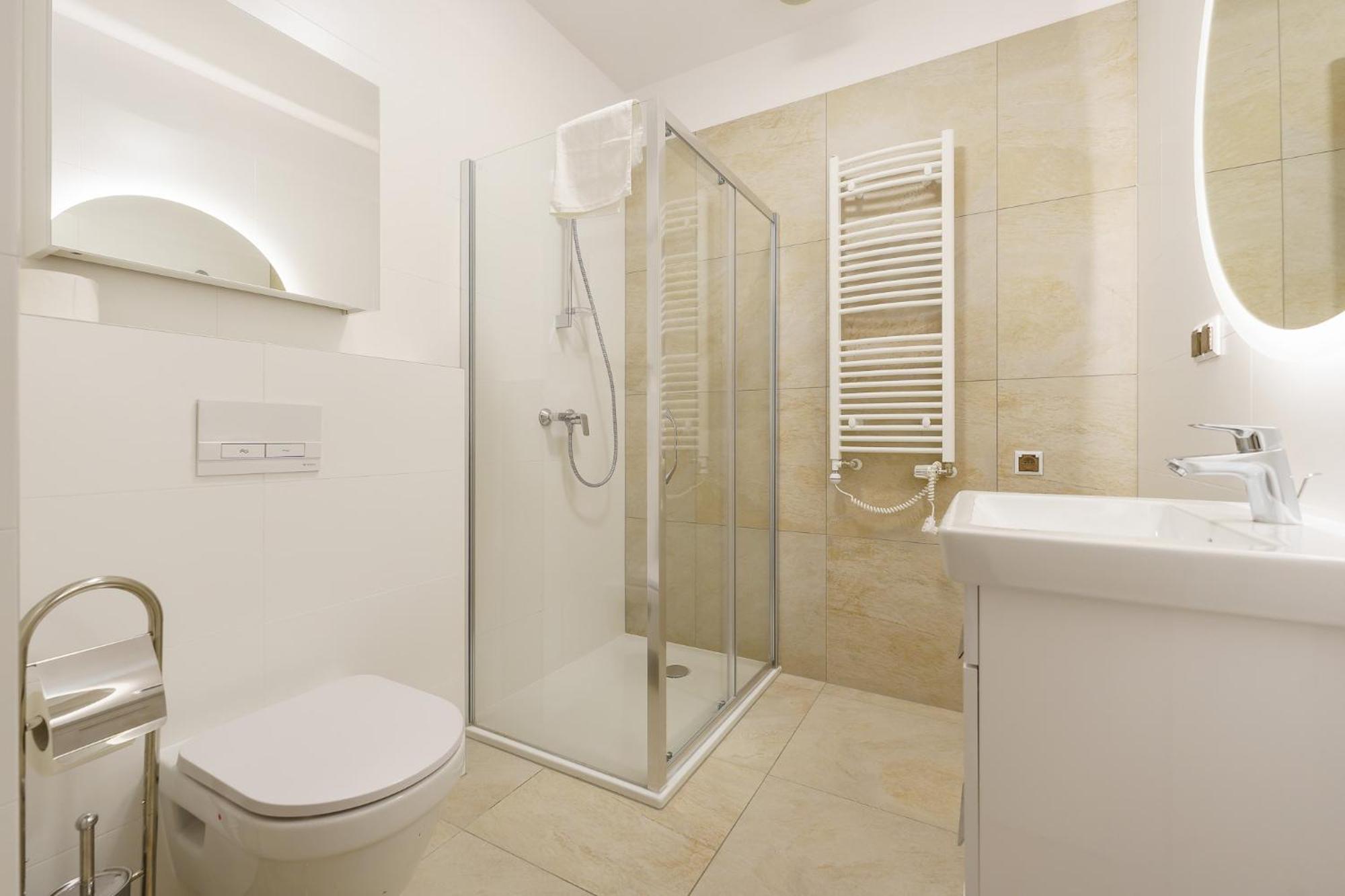 Aquamarina Prima Seaside By The By Renters *